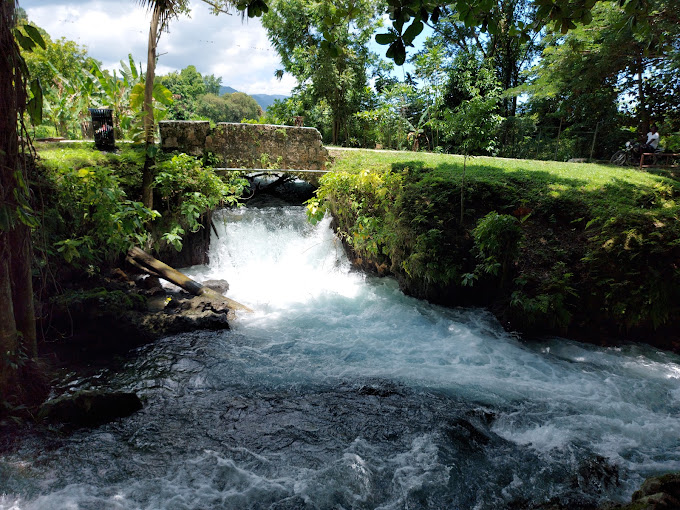 Roaring River And Cave