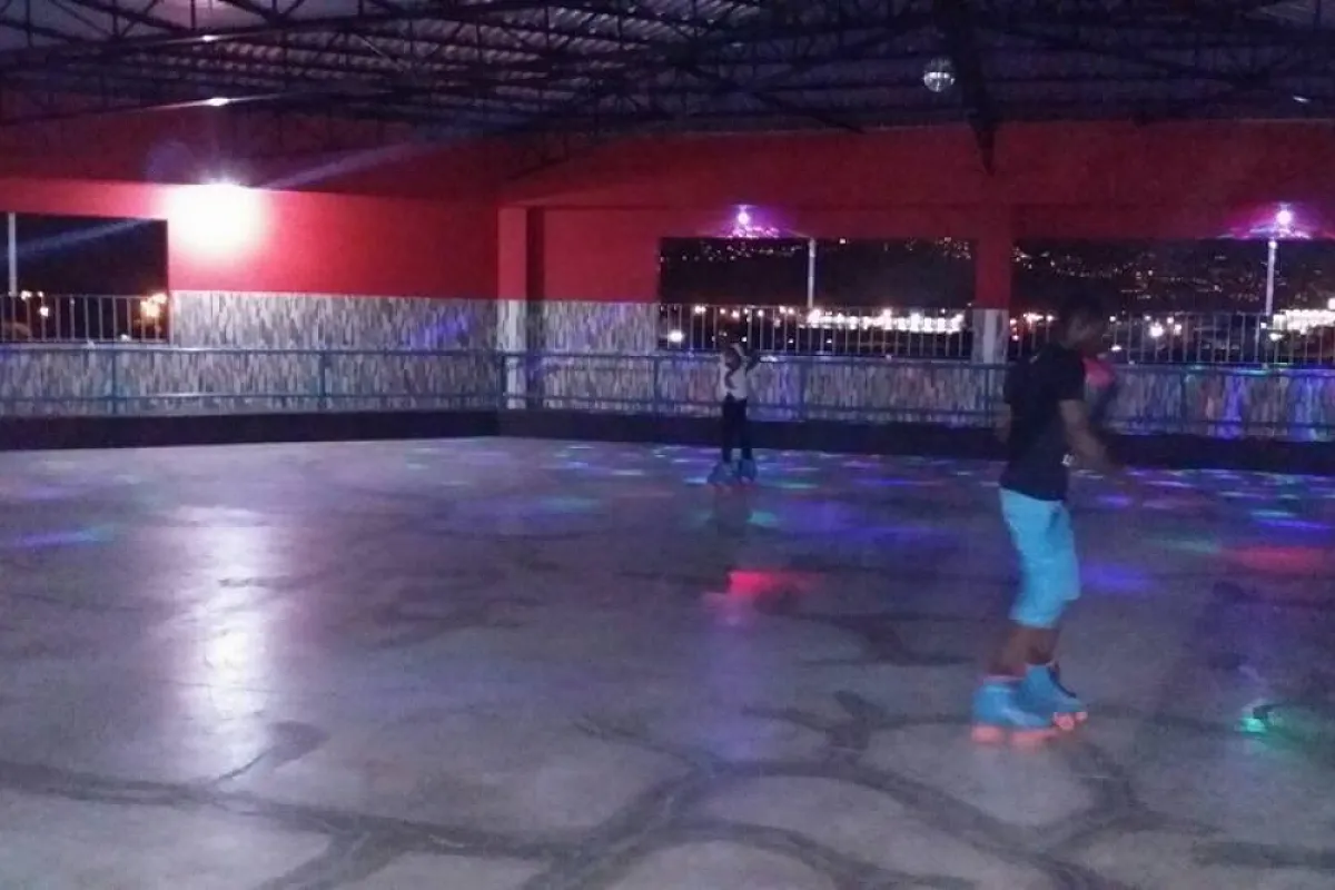 Where to Go Skating in Jamaica: Fun Spots for Locals & Visitors 🛼