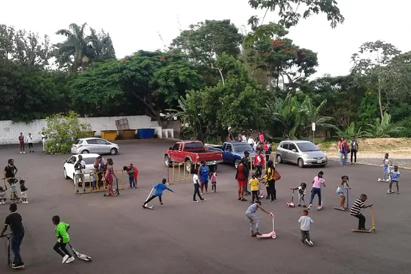 Where to Go Skating in Jamaica: Fun Spots for Locals & Visitors 🛼