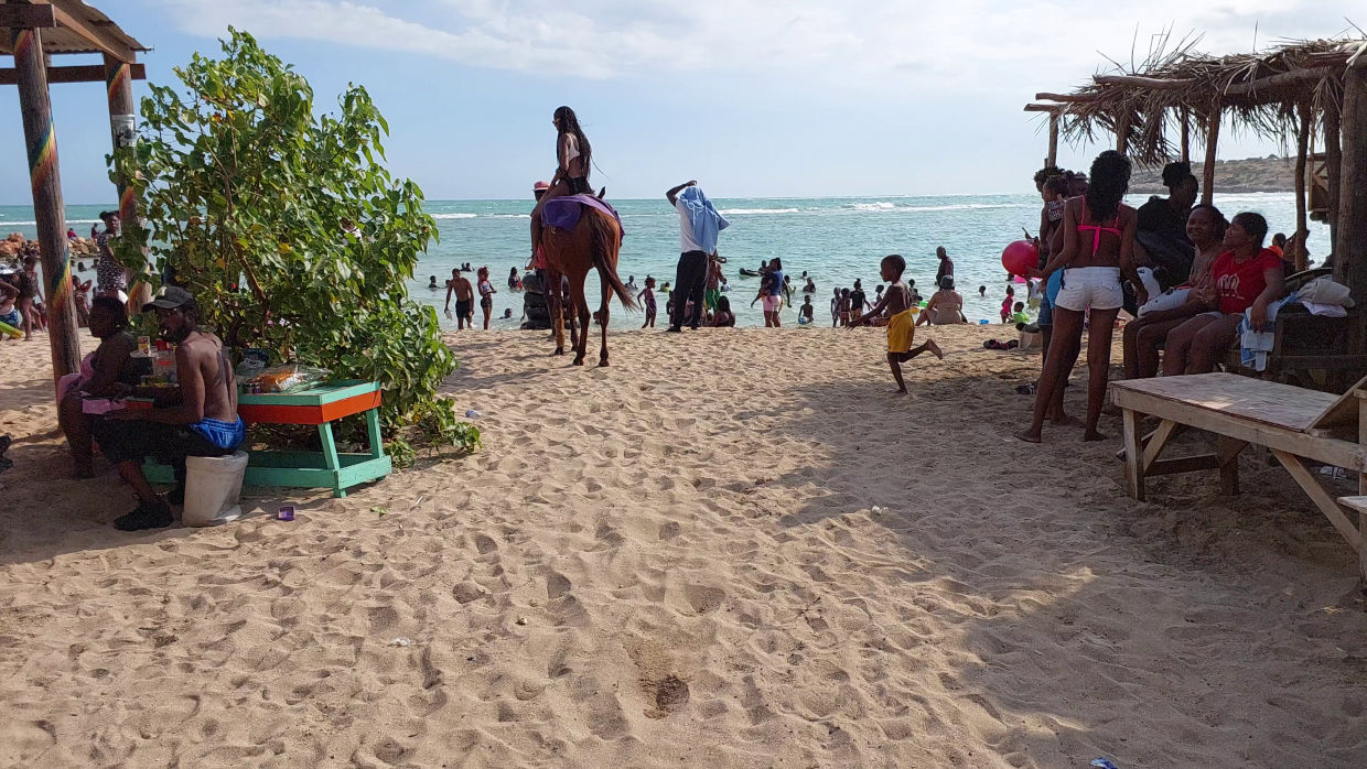 Hellshire Beach (Fisherman Beach)