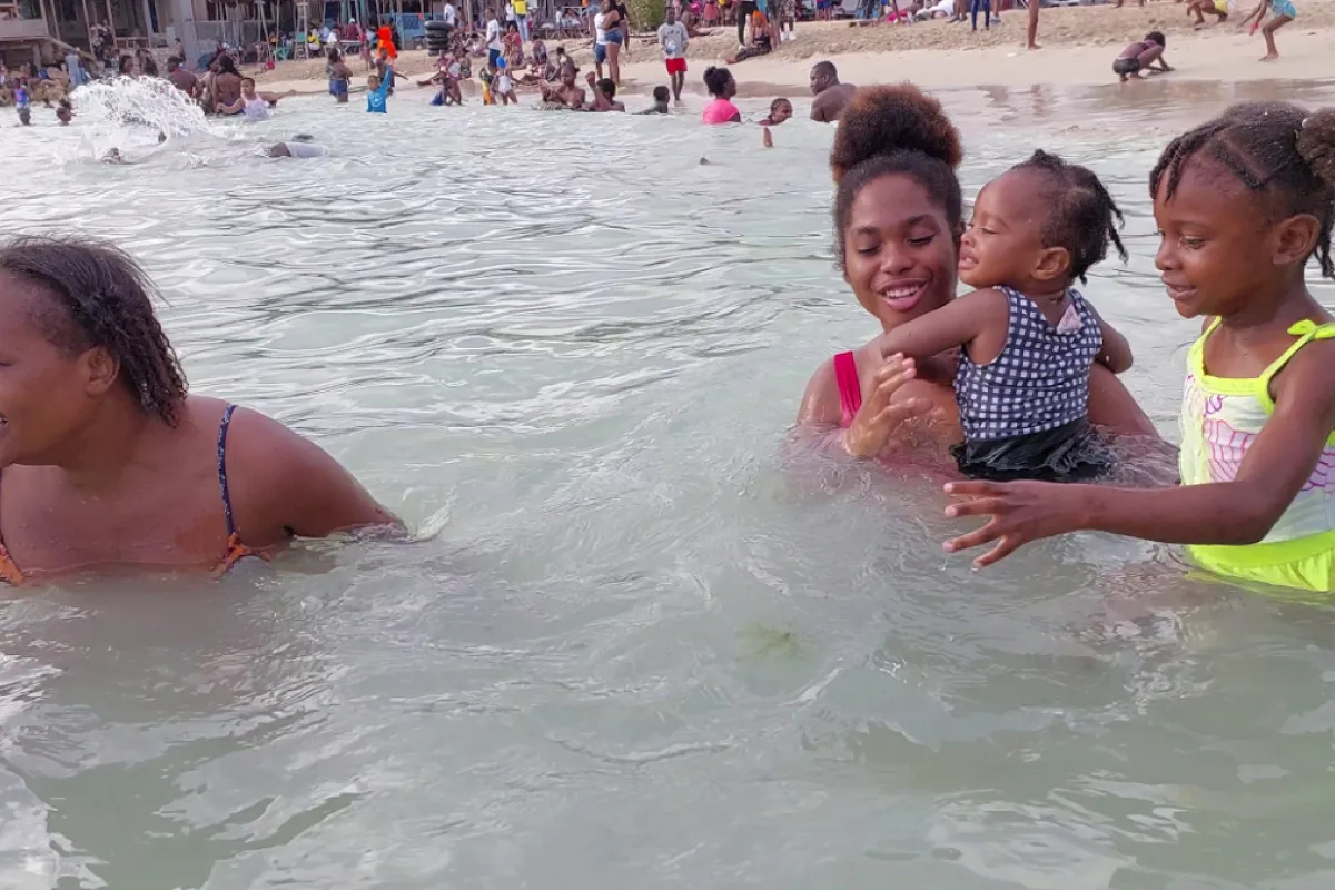 Hellshire Beach (Fisherman Beach)