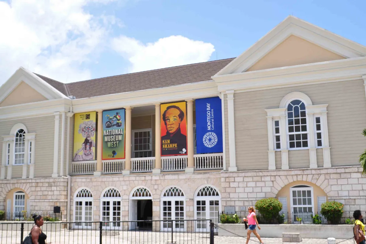 Jamaica Museums to Visit: Uncover the Island’s History & Culture