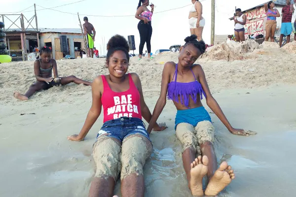 What to Bring When Visiting Different Places in Jamaica 🇯🇲🎒