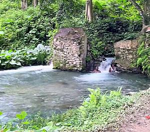 Venture River