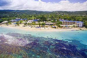 Jewel Runaway Bay Beach Resort & Waterpark