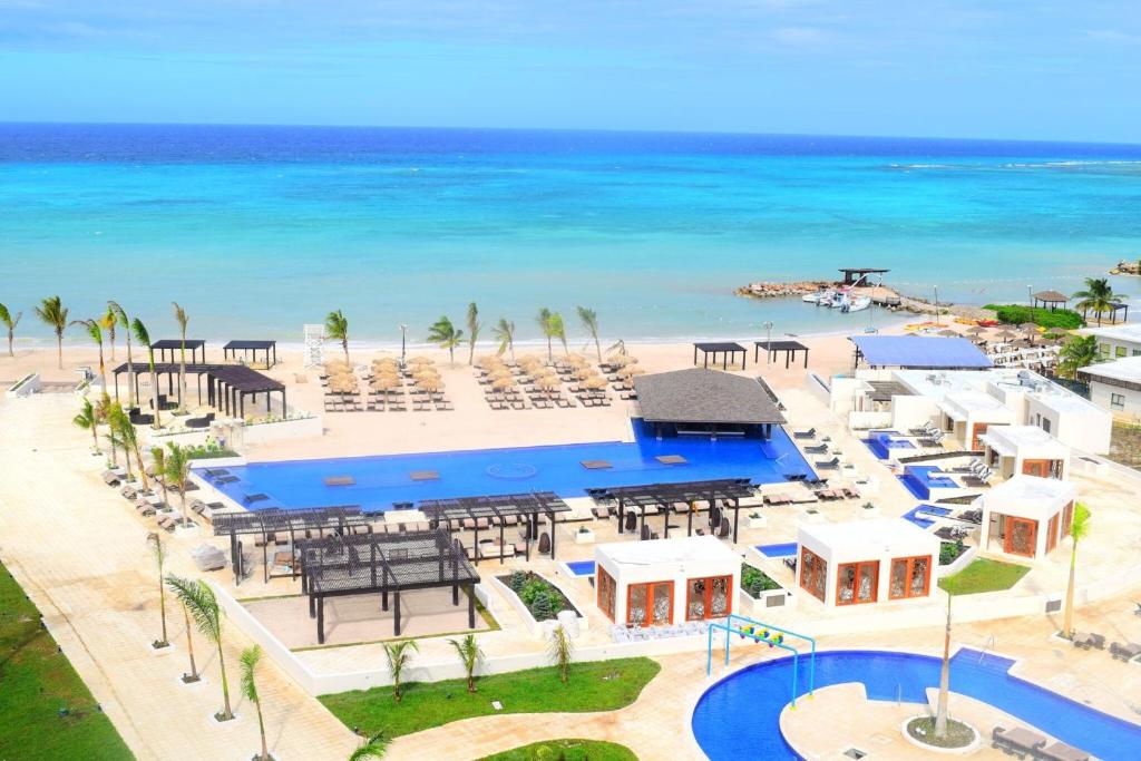 Royalton Blue Waters Montego Bay