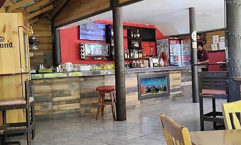 Roots 21 Bar & Kitchen