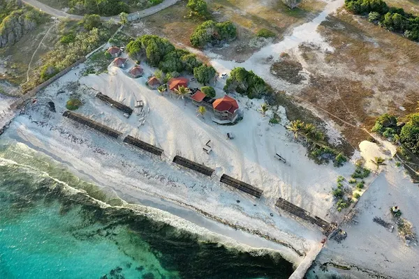 🏖️ Sugarman Beach