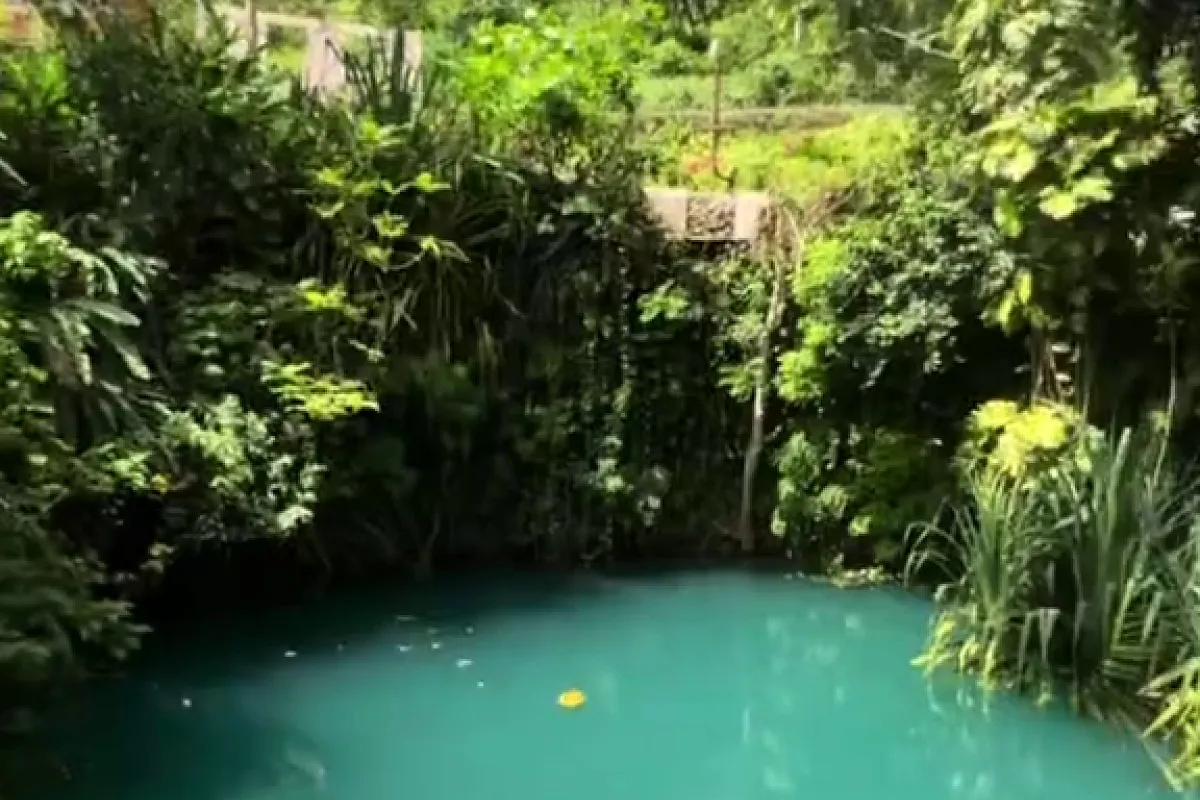 Moneague Blue Hole, St. Ann