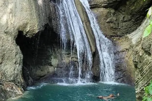 Millbank Falls