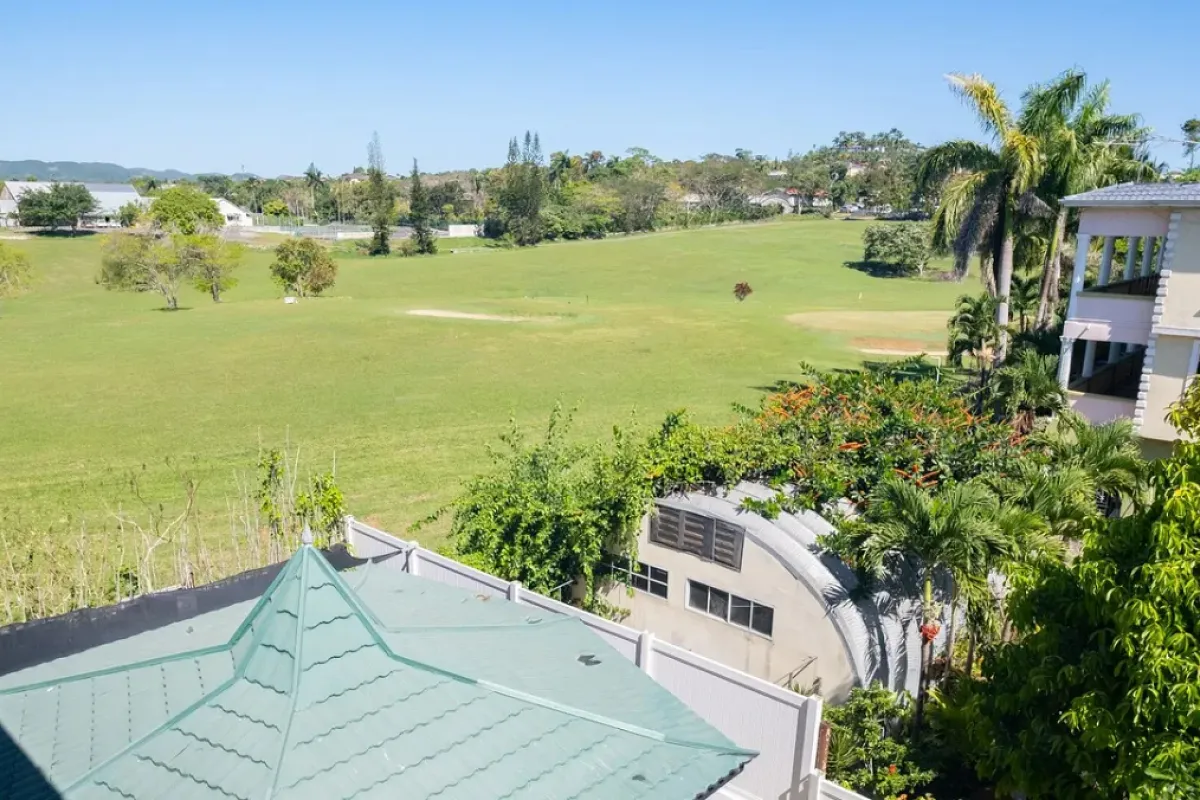 Golf View Hotel