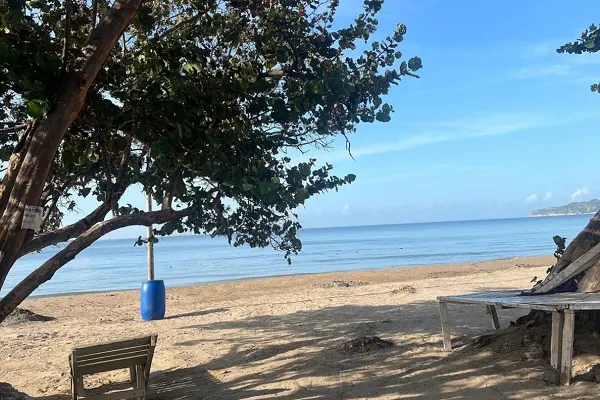Portmore Harbour Beach