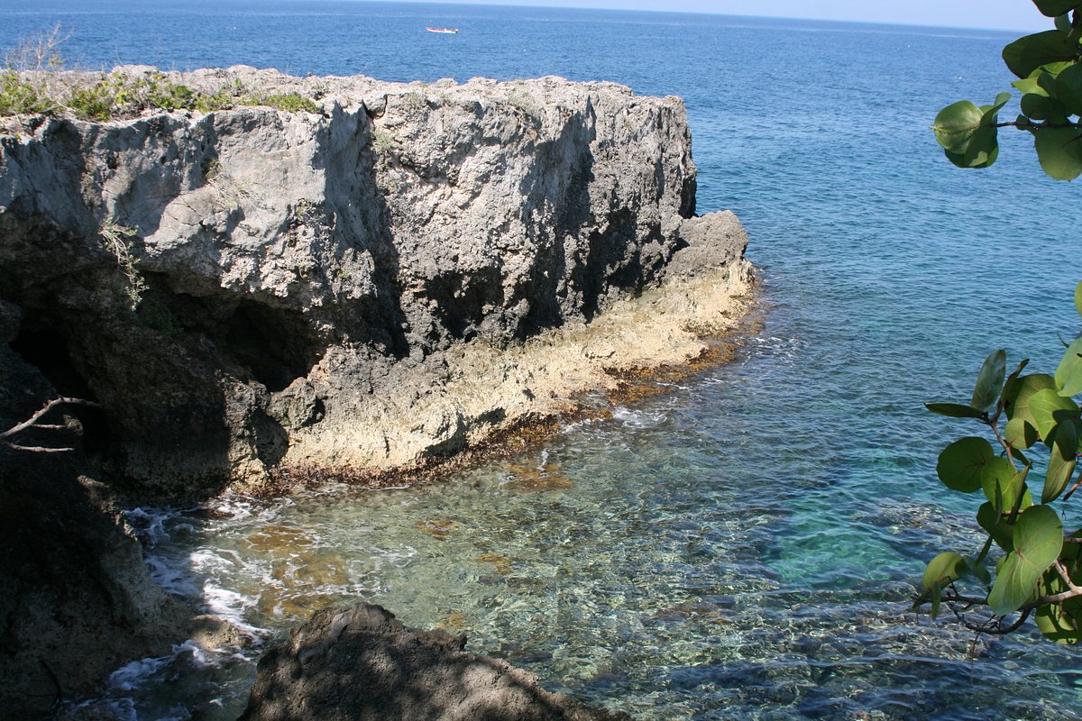 Negril Cliffs